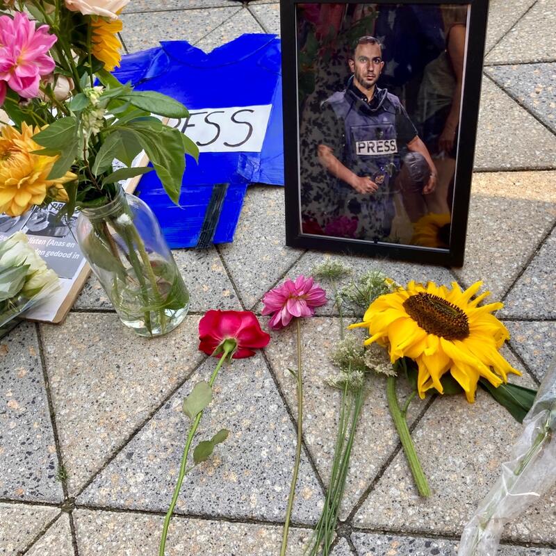 Foto van Anas al-Sharif, de journalist die deze week vermoord werd Israël.